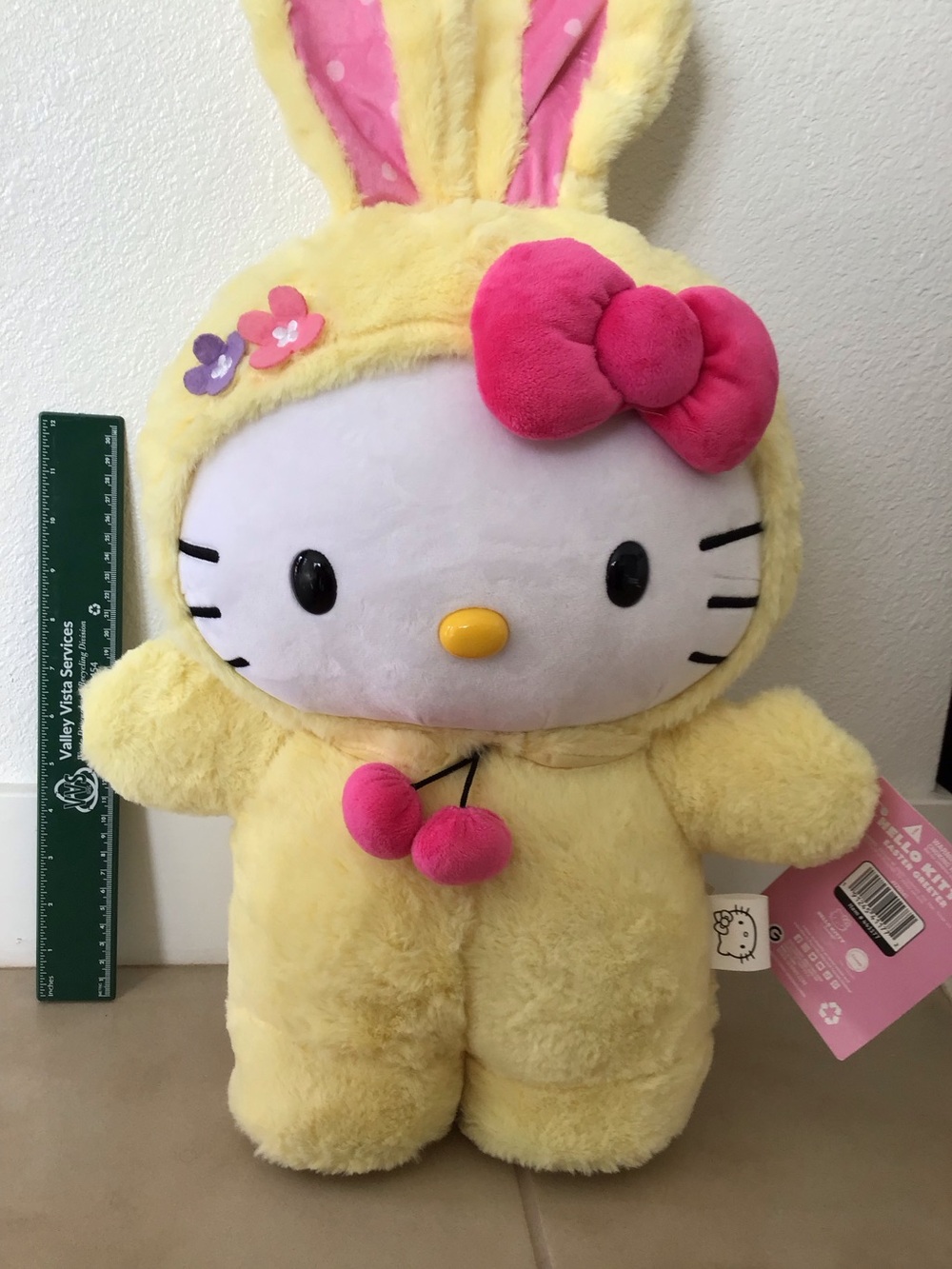 Hello Kitty Easter Greeter. 21 inch NWT. Sold out, limited edition, Rare find.21
